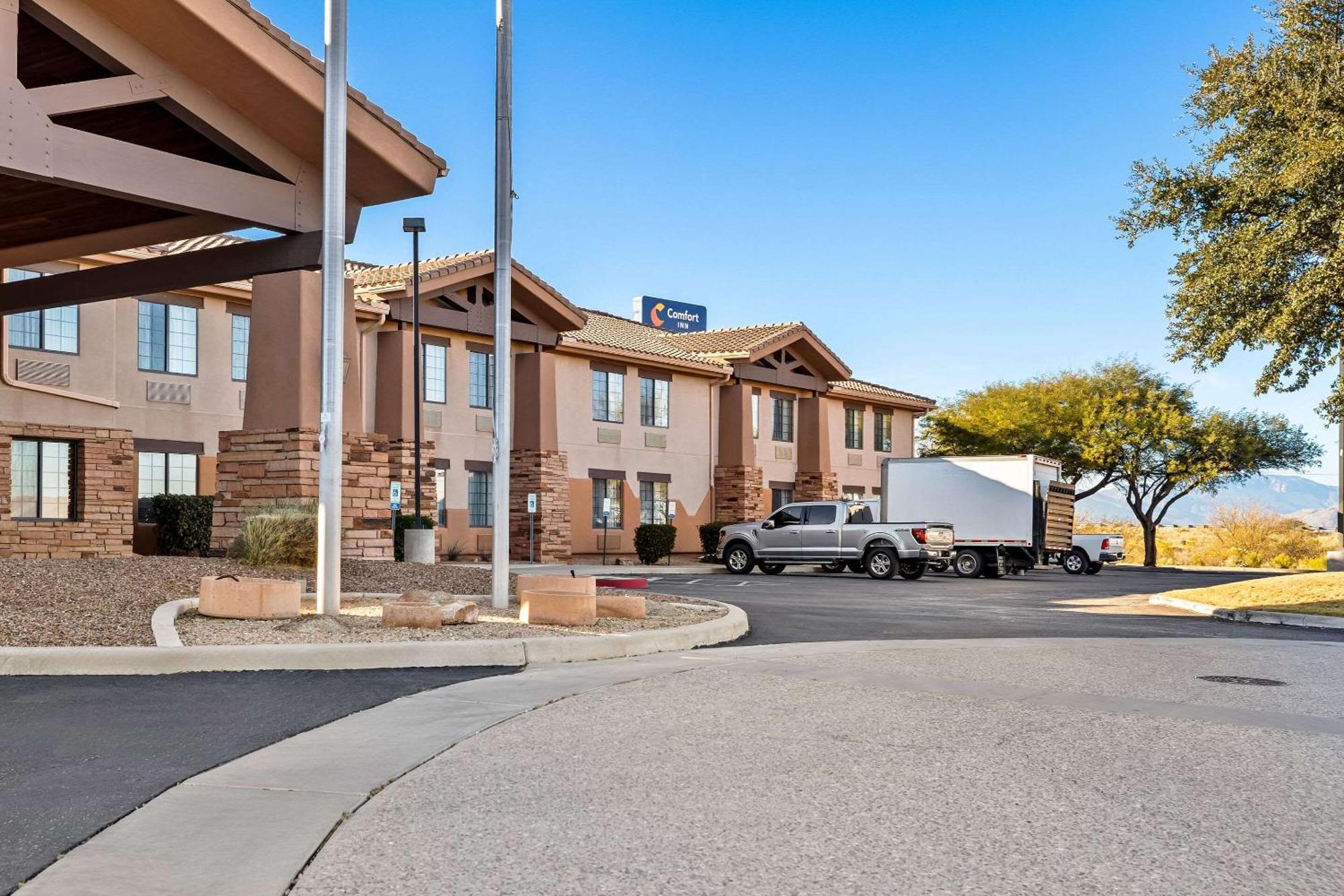 Comfort Inn Benson Near Kartchner Caverns מראה חיצוני תמונה